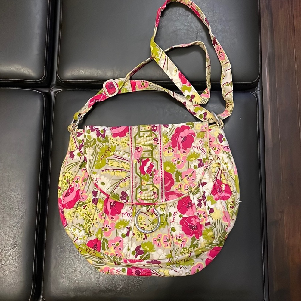 Like brand new Vera Bradley purse - rose pattern